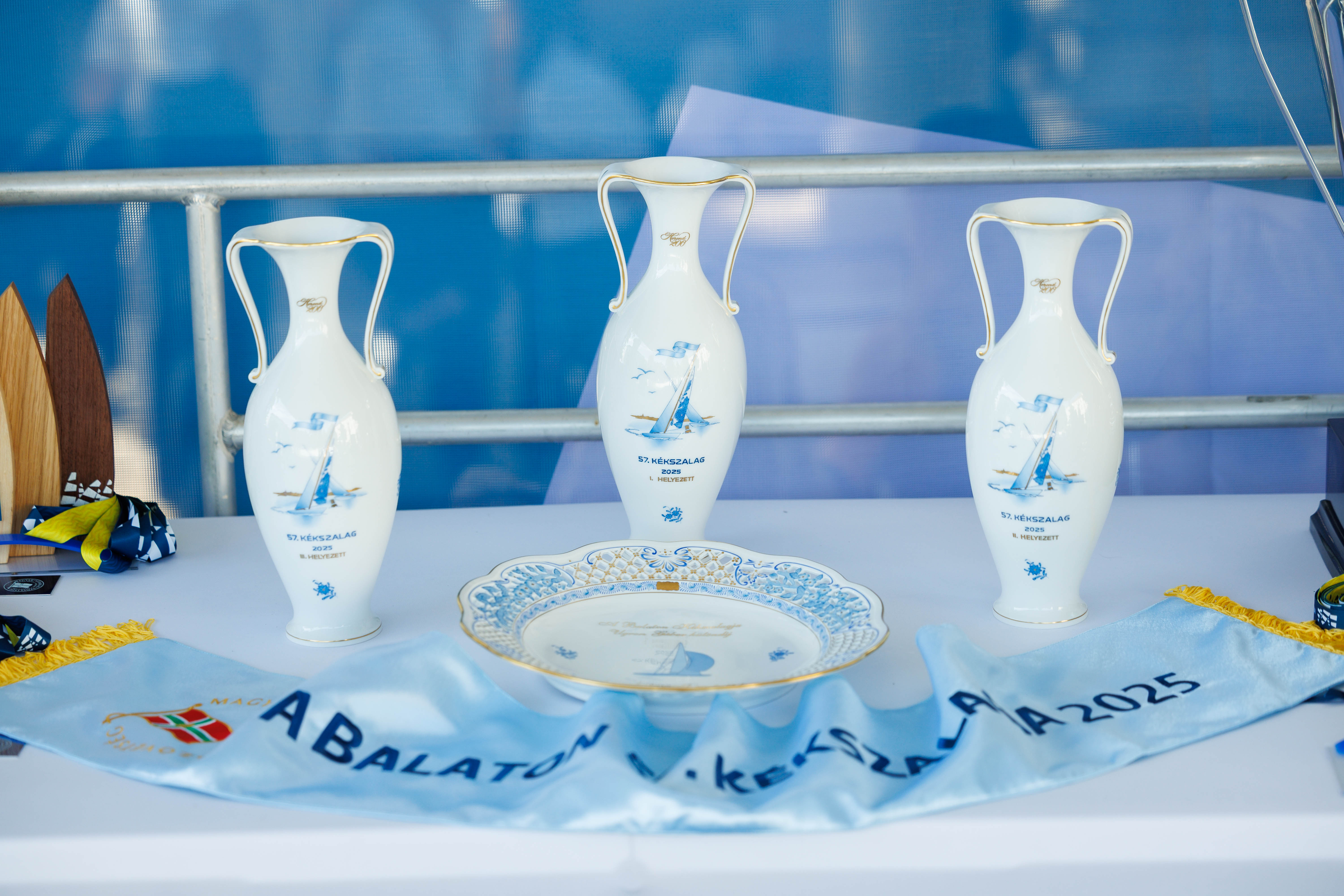 Winners of 57th Blue Ribbon Grand Prix raise Herend trophies to the highest