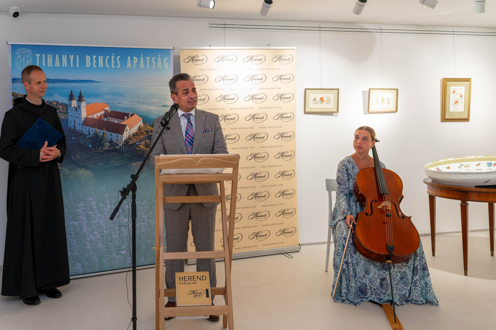 200th anniversary Herend exhibition in Tihany